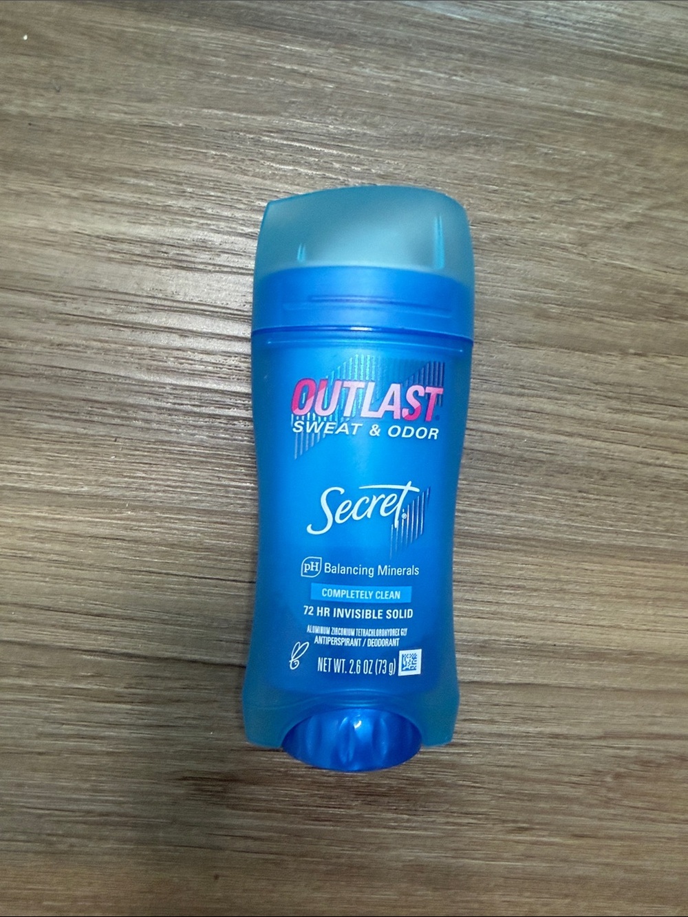Secret Outlast Sweat & Odor 72HR Invisible Solid Deodorant - Completely Clean